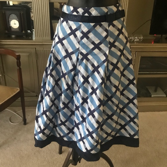 Casual skirt by Tommy Hilfiger - Picture 1 of 3